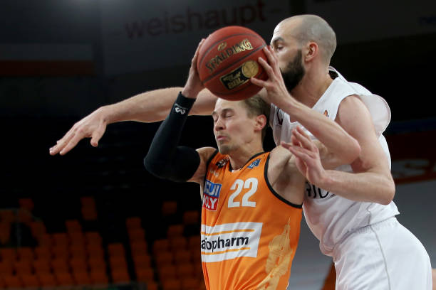 8年内持续 8年内持续