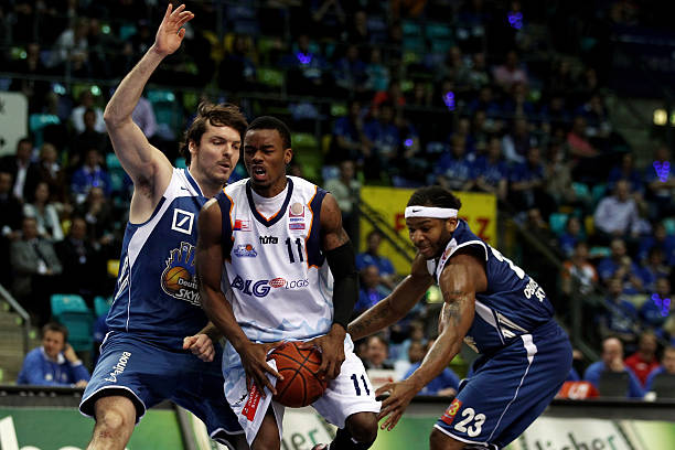 了更多球迷 了更多球迷