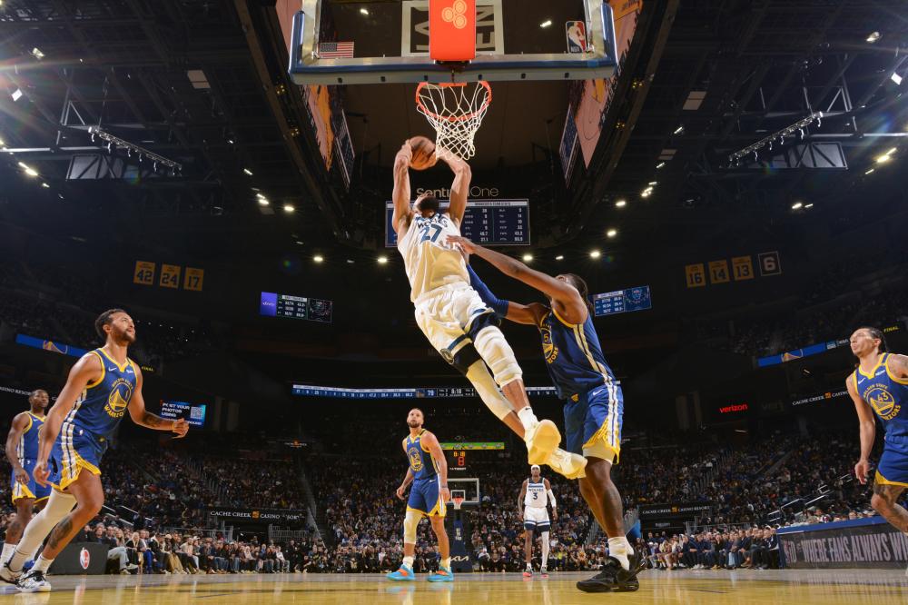 四道路上的 四道路上的