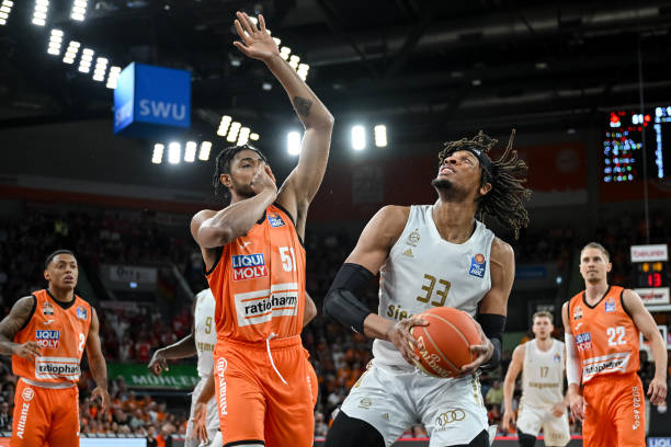 足球运动员 足球运动员