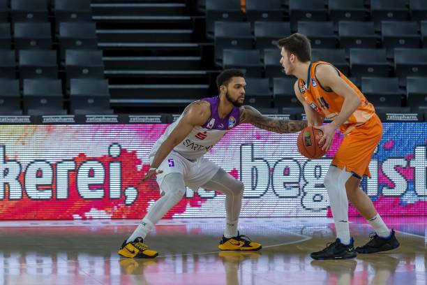 他在赛后发 他在赛后发